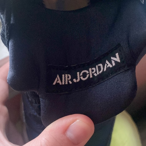 Jordan 5’s “oil spill” - Picture 5 of 5